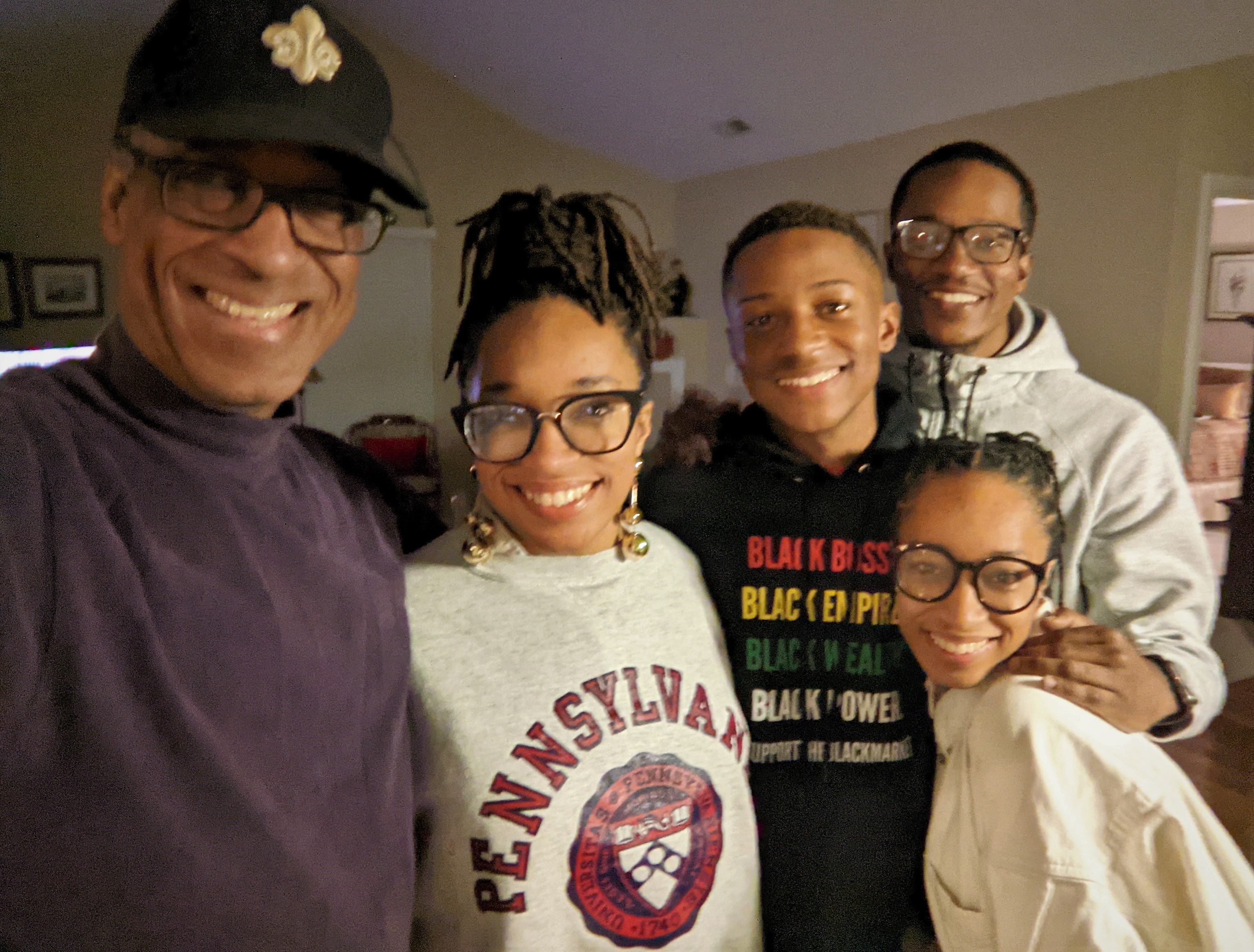 Uncle Mike with The Weaver nieces and nephews in South Carolina on Thanksgiving Day 2021 Unc